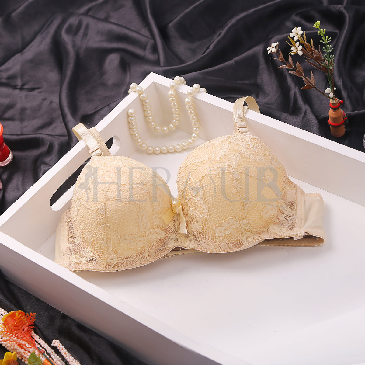 Lace Embrace Everyday Padded Bra