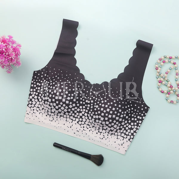 Seamless Performance Scallop Sports Bra